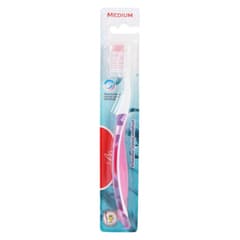 B D Toothbrush With Cap Medium Pink