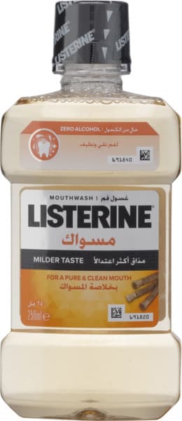 Listerine Mouth Wash With Miswak Extract 250Ml