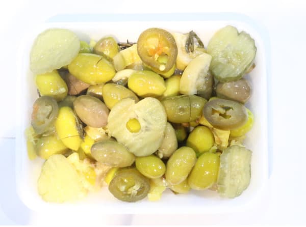 Jordanian Green Olives With Vegetables Per Kilo