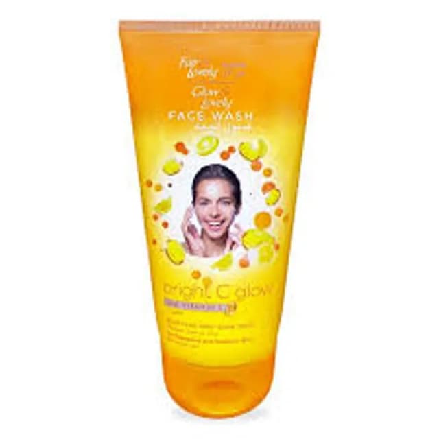 Glow& Lovely Vitamin C Face Wash 150 mL