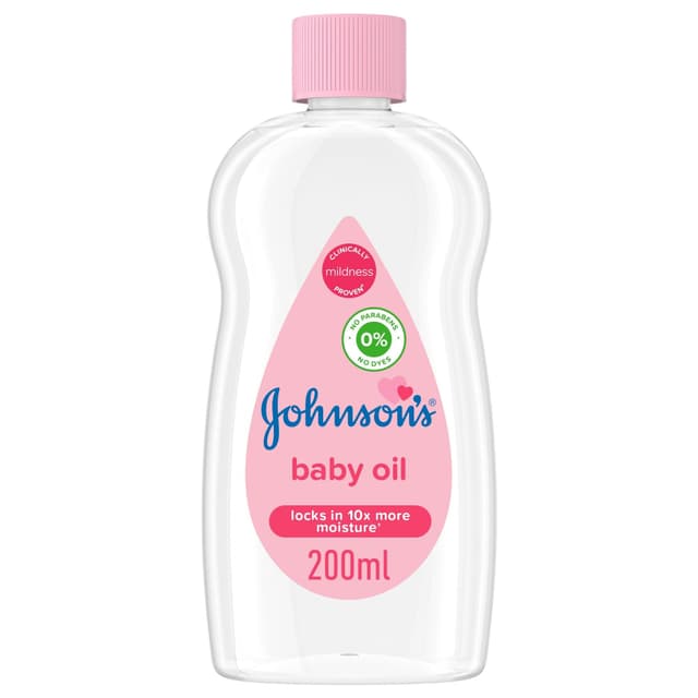 Johnson's Baby Oil 10x More Moisture