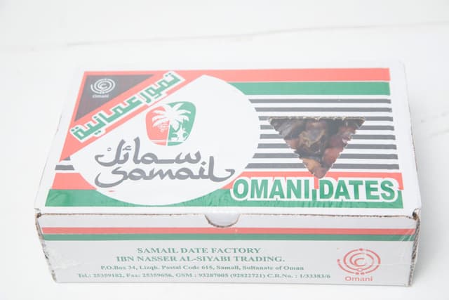 Samail Dates Box