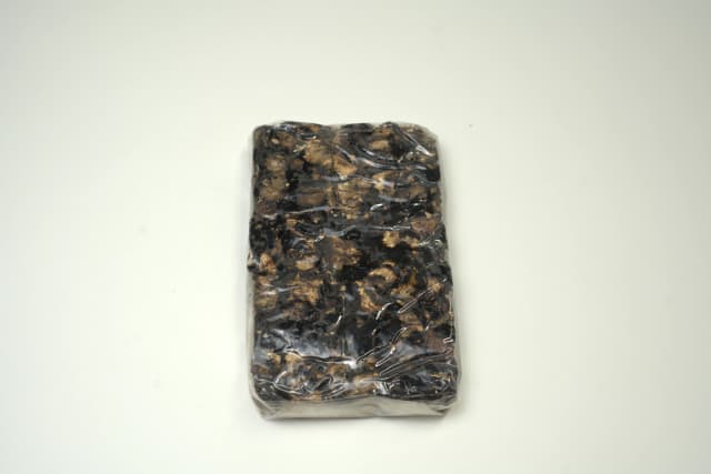 Sibla Tamarind Cake 500 g