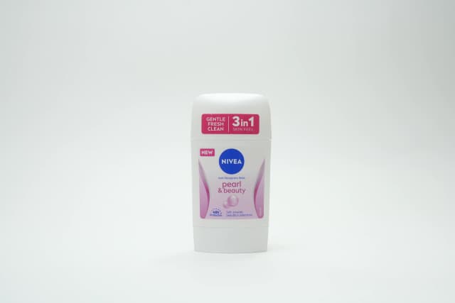 Nivea Stick Pearl & Beauty Deo 50 ml