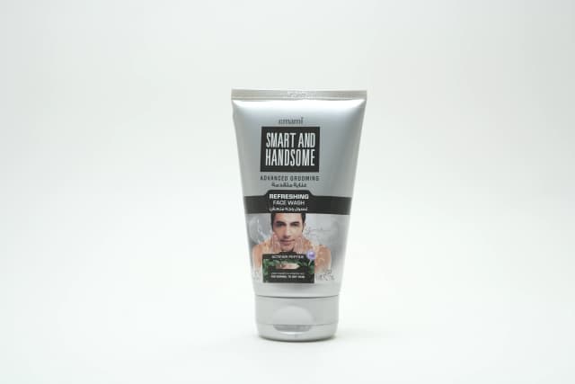 Emami Fair And Handsome Ref Face Wash 100 ml