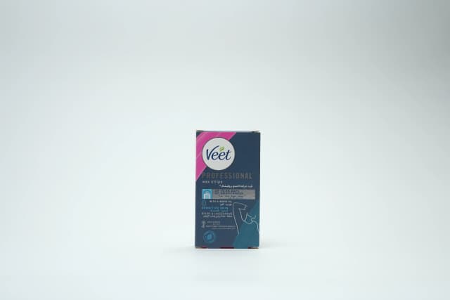 Veet Bikini And Underarm Cold Wax Strips 12 pcs