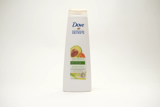 Dove Strengthening Ritual Avocado Shampoo 400 ml