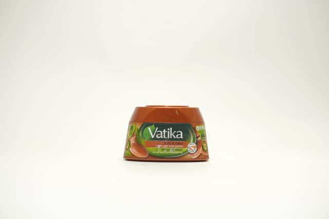 Dabur Vatika Argan Styling Hair Cream 140 ml