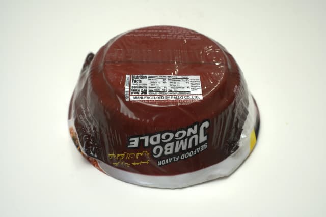 Paldo Jumbo King Bowl Noodle Seafood 110 g