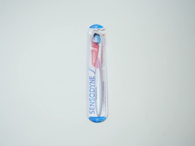 Sensodyne Gum Care Soft Toothbrush 1 pcs