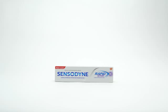 Sensodyne Rapid Action Toothpaste 75 ml