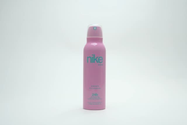 Nike Sweet Blossom Woman Edt Deo Spray 200 ml