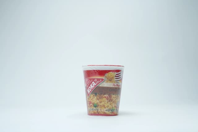 Koka Chicken Cup Noodles 70 g