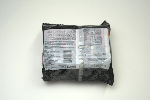 Indomie Hot Spicy Chicken Flavour Fried Noodles 83 g
