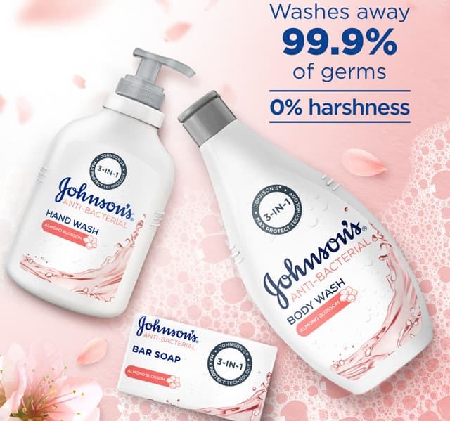 Johnson's 3in1 Antibacterial Body Wash with Almond Blossom 400ml