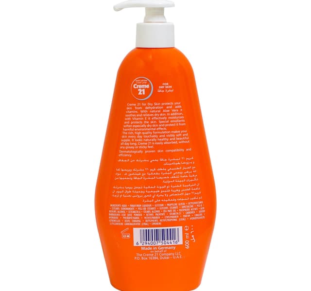 Creme 21 Dry Skin Body Lotion with Aloe Vera and Vitamin E 600 ml