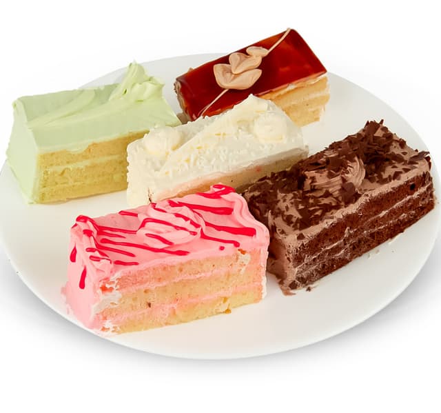 Bake Art Lulu Butter Cream Assorted Pastries 5 Pcs