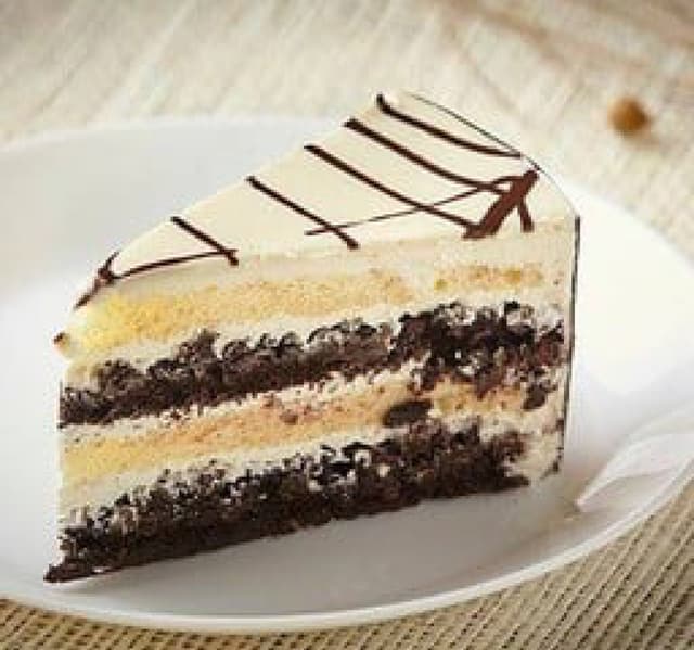 Vancho White Pastry 1 Pc