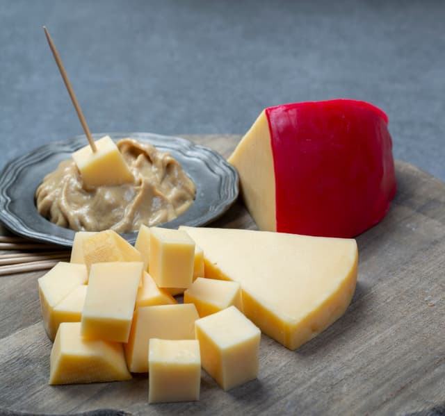 Dutch Edam Ball Cheese 250g