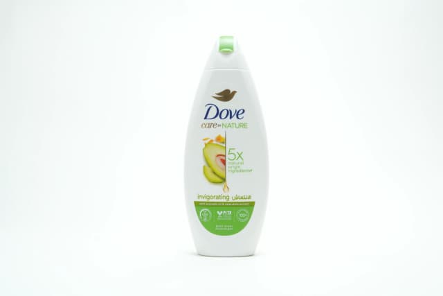 Dove Invigorating Avocado Shower Gel 250 ml