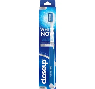 Closeup Toothbrush White Now Protect Medium 1 Pc