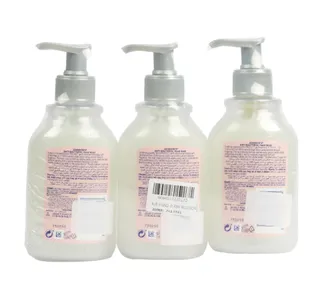 جونسون's غسول يد مضاد للبكتيريا متنوع 3 x 300 ml