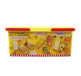 M.Y. San Sky Flakes Crackers Garlic Flavor 800 g