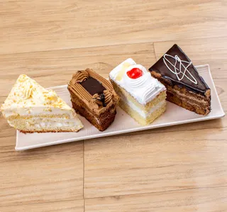 Bake Art LuLu Mini Pastries Assorted 6 pcs