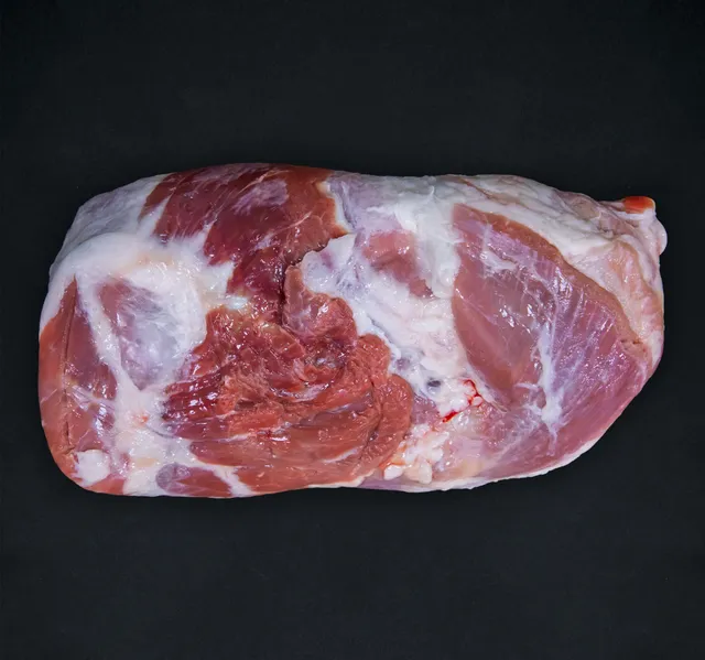 Fresh Saudi Lamb Shoulder Naimy 500 G