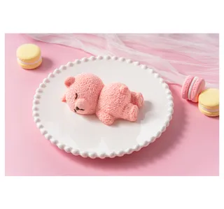 Fulan Sweet Strawberry Bear Mousse Cake 100 g
