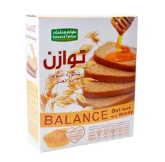 توازن شابورة الشوفان مع العسل