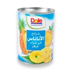 شرائح الأناناس في شراب مركز