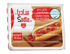 نقانق دجاج حارة بالتوابل