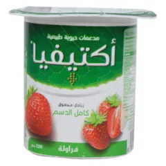 زبادي مخفوق بالفراولة كامل الدسم