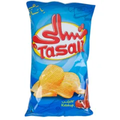 رقائق البطاطس بالكاتشب