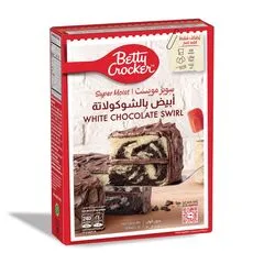 خليط كيك أبيض بالشوكولاتة