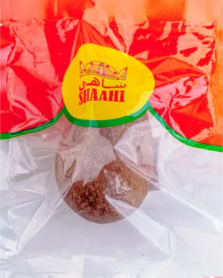 Shaahi Whole Dry Coconut