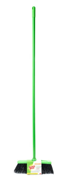 Scotch-Brite Outdoor Twister Broom With Stick