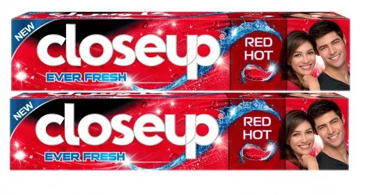 Close UP Red Hot Toothpaste