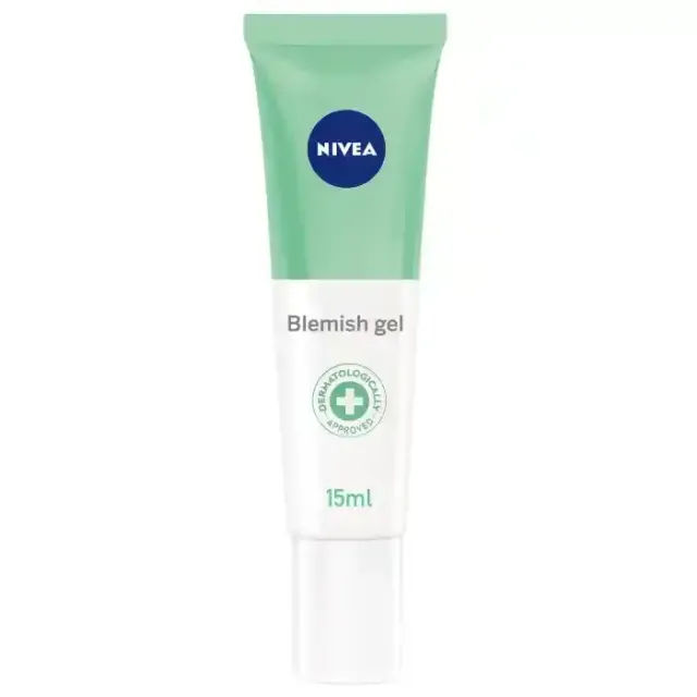 Nivea Clear Up Face Spot TreatMent Acne Blemish Gel with Sea Salt Salicylic Acid Hyaluronic Acid & Licorice 15ml