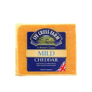 Lye Cross Farm Mild Coloured Cheddar Cheese 200g