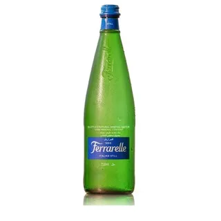 فيراريلي ماء عادي 750ml زجاجة