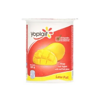 Yoplait Fruit Yoghurt Fresh & Light Low Fat Mango 120g