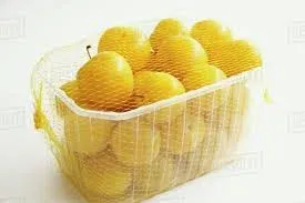 صندوق برقوق أصفر طازج