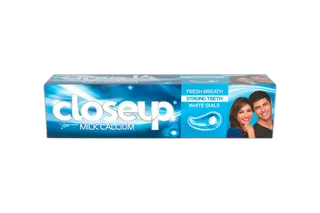 Closeup Tooth Past Milk Calcium, 100ml