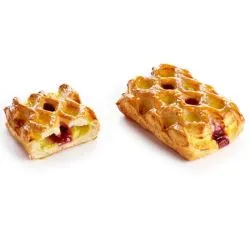 La Lorraine Lattice Custard & Raspberry