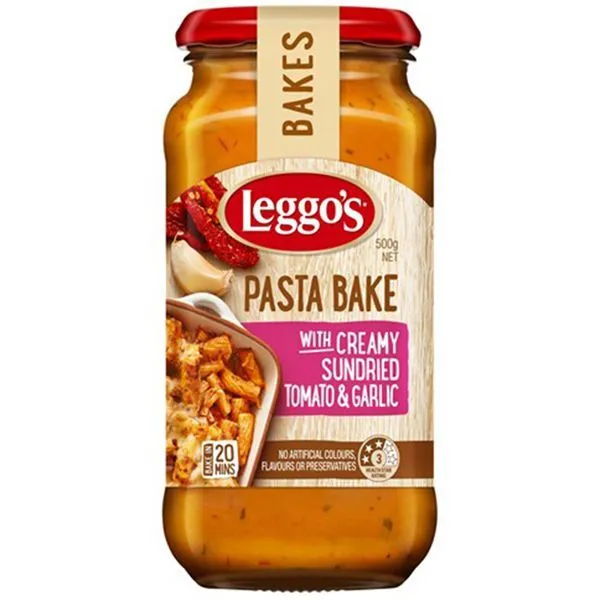 Leggo's Pasta Bake with Creamy Sundried Tomato & Garlic Sauce, 500g