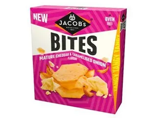 Jacob'S Mature Cheddar And Caramelised Onion Crackers 125G