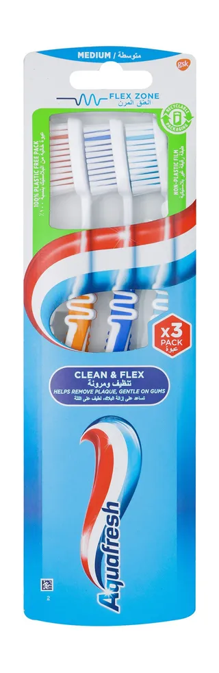 Aquafresh Clean & Flex Assorted Medium Toothbrushes, 3 Pieces