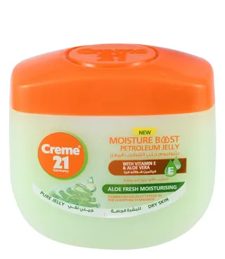 Creme 21 Moisture Boost Petroleum Jelly with Vitamin E & Aloe Vera for Dry Skin, 100ml